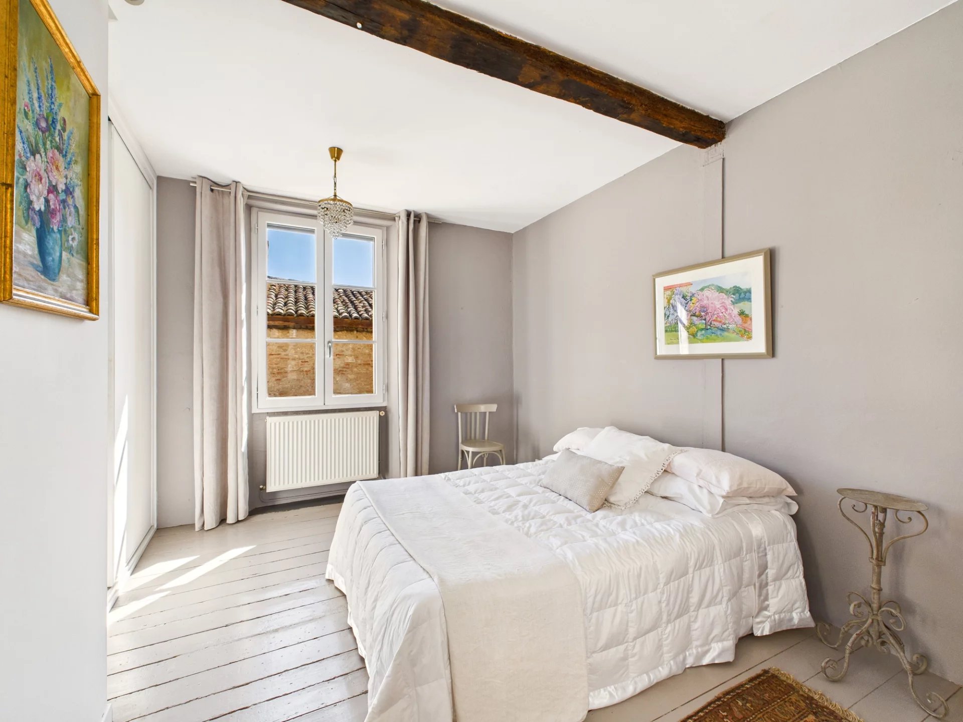 Lovely village house with courtyard in the heart of the medieval town of Penne d’Agenais, Aquitaine – France – BVI64731