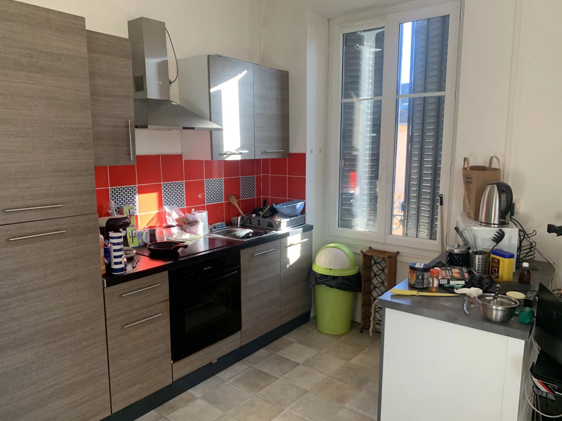 Exceptional Business and Rental Opportunity – 4 Apartments and 2 Shops in the Heart of a Vibrant Village, Aquitaine – France – BVI83242