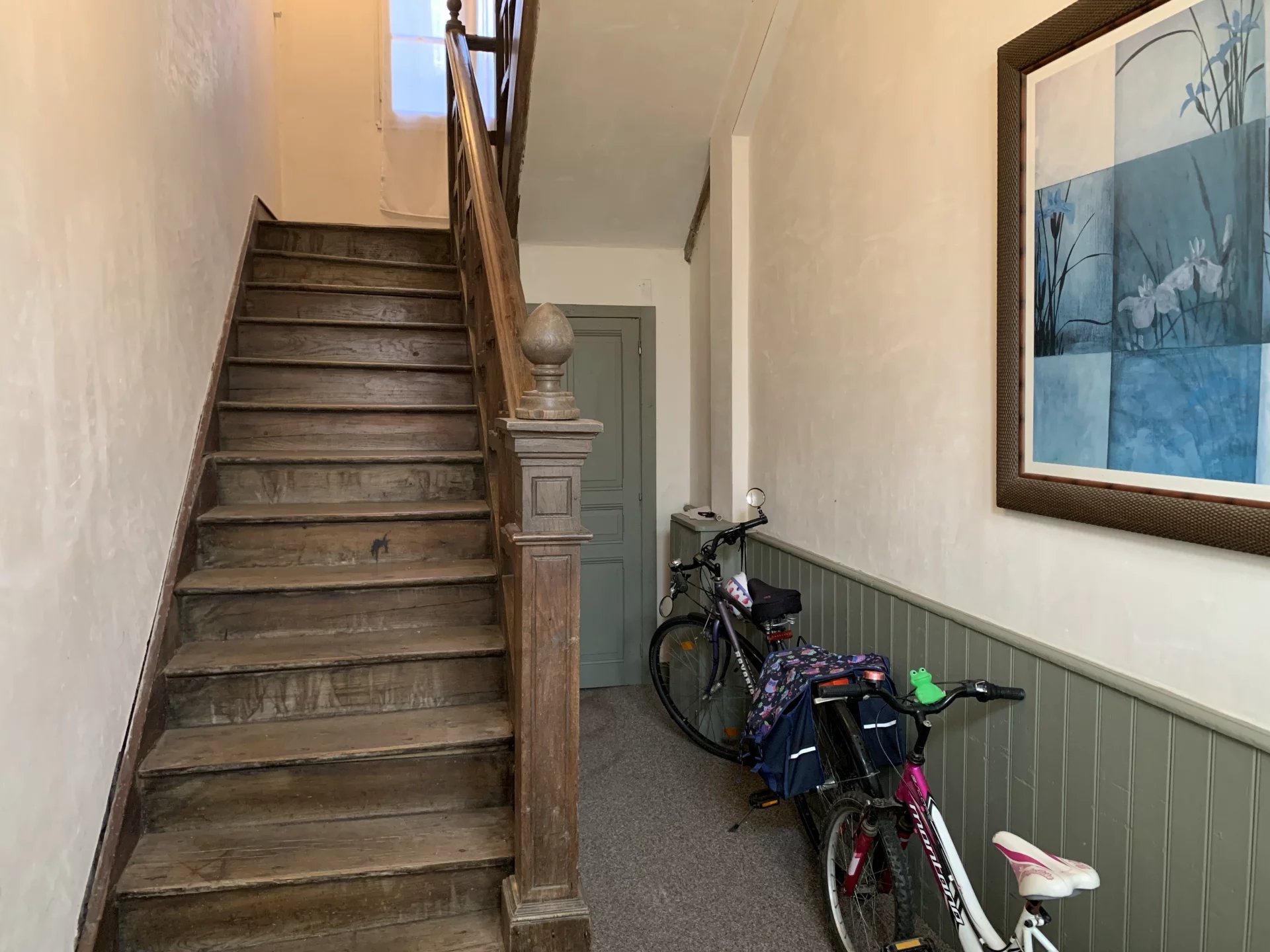 Exceptional Business and Rental Opportunity – 4 Apartments and 2 Shops in the Heart of a Vibrant Village, Aquitaine – France – BVI83242