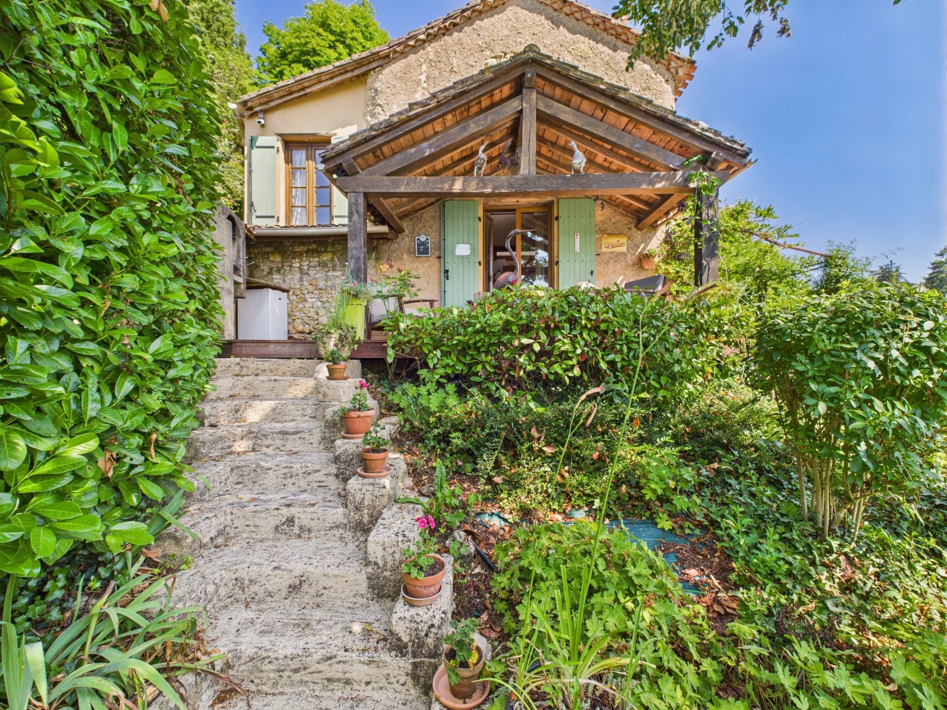 Stone cottage with pool in Monpazier, Aquitaine – France – BVI75214