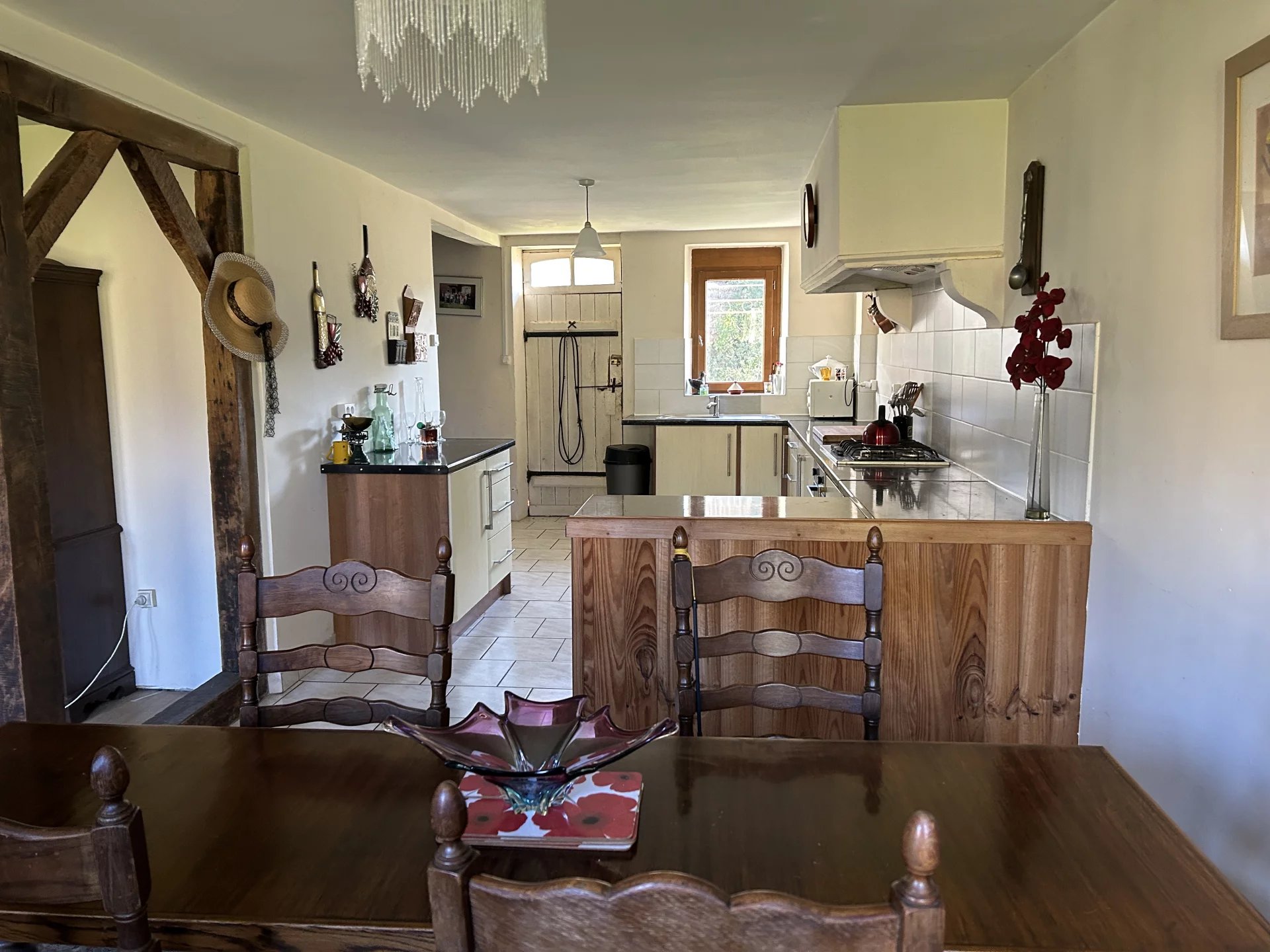 Pretty hamlet house with charm and character, Limousin – France – BVI83003