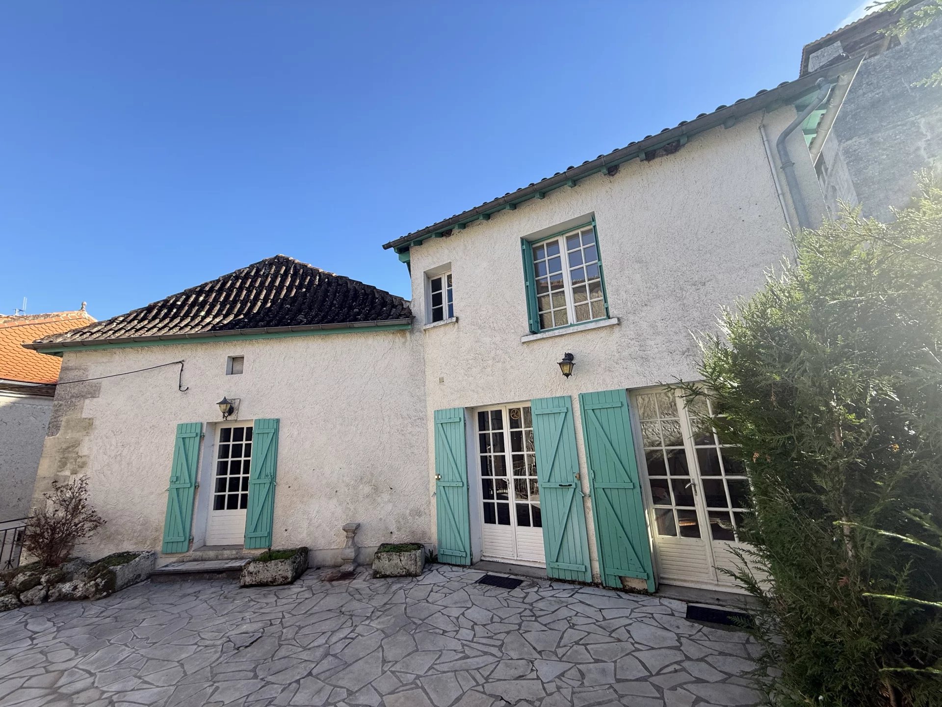 Village House with Great Potential, Aquitaine – France – BVI82091