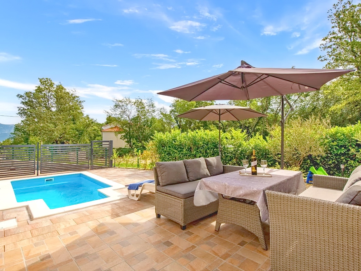 2 bedroom villa in Dobrinj, Croatia – 103510