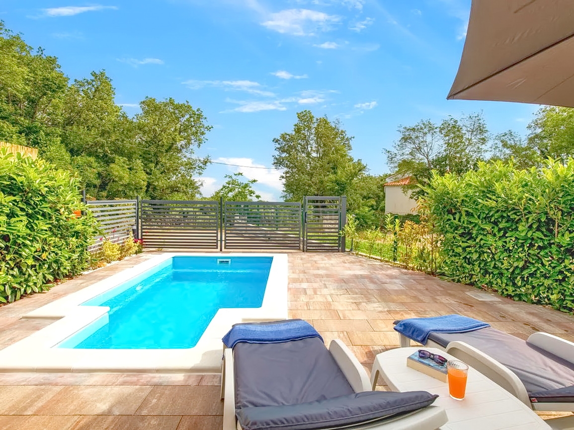 2 bedroom villa in Dobrinj, Croatia – 103510