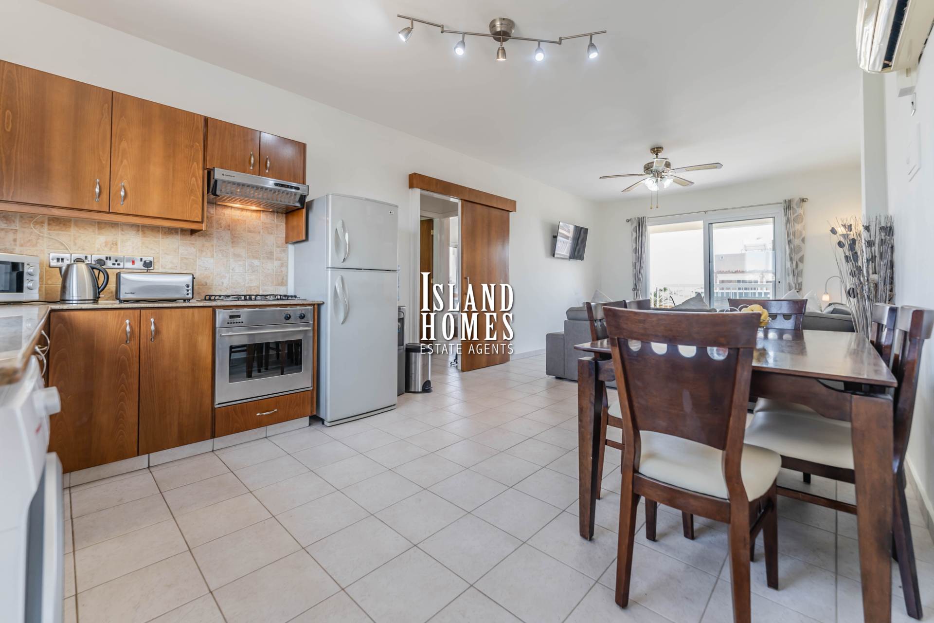 2 bedroom Apartment in Xylofagou, Larnaca, Cyprus – SgX105