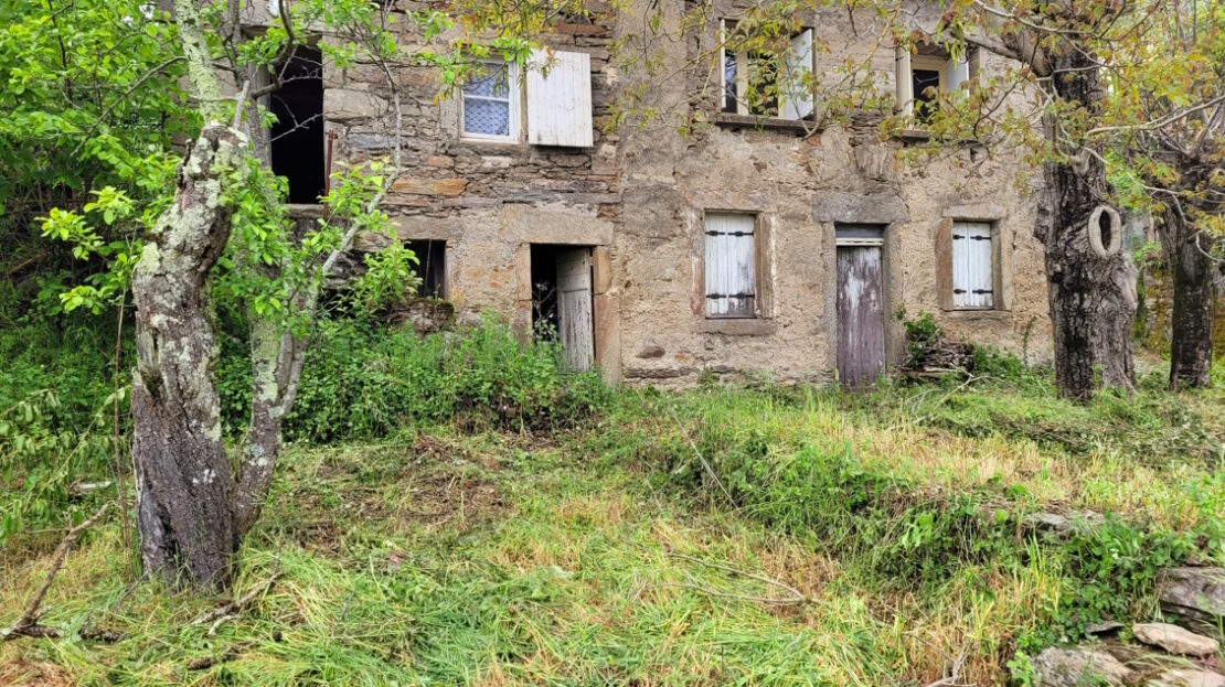 2 bedroom House in Saint Pons De Thomieres, Herault, France – cs59000e