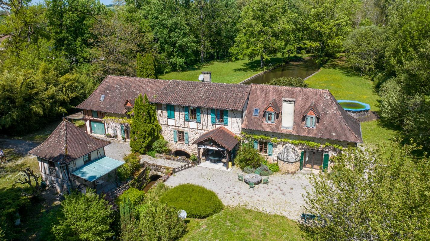 7 bedroom moulin in Nonards, Corrèze, France – A6262DC7F4084CF6