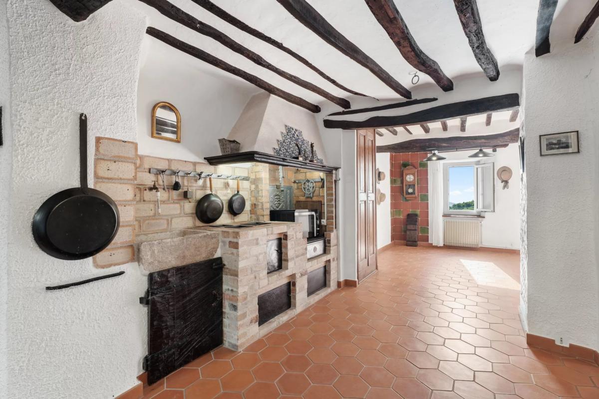 3 bedroom t6 et plus in Grasse, Alpes-Maritimes, France