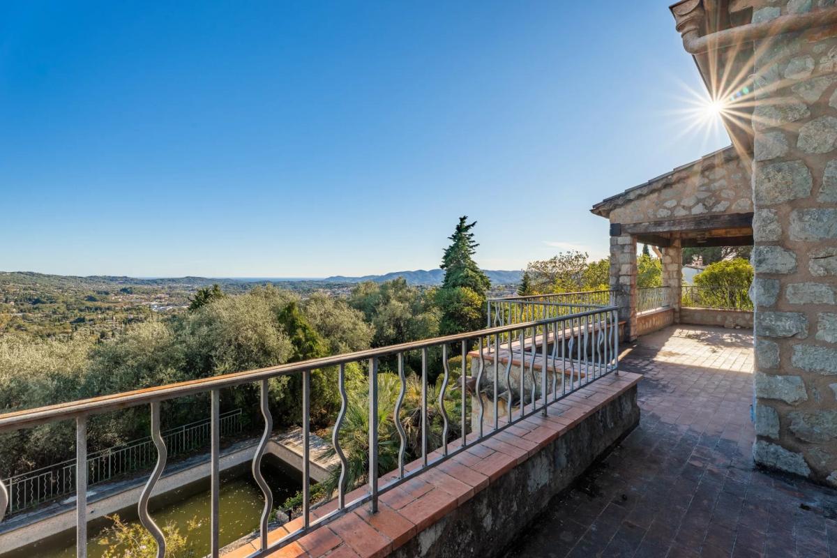 4 bedroom maison in Grasse, Alpes-Maritimes, France – 12030384440