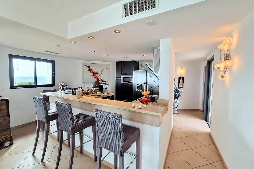 6 bedroom t6 et plus in Porto Vecchio, Corse-du-Sud, France