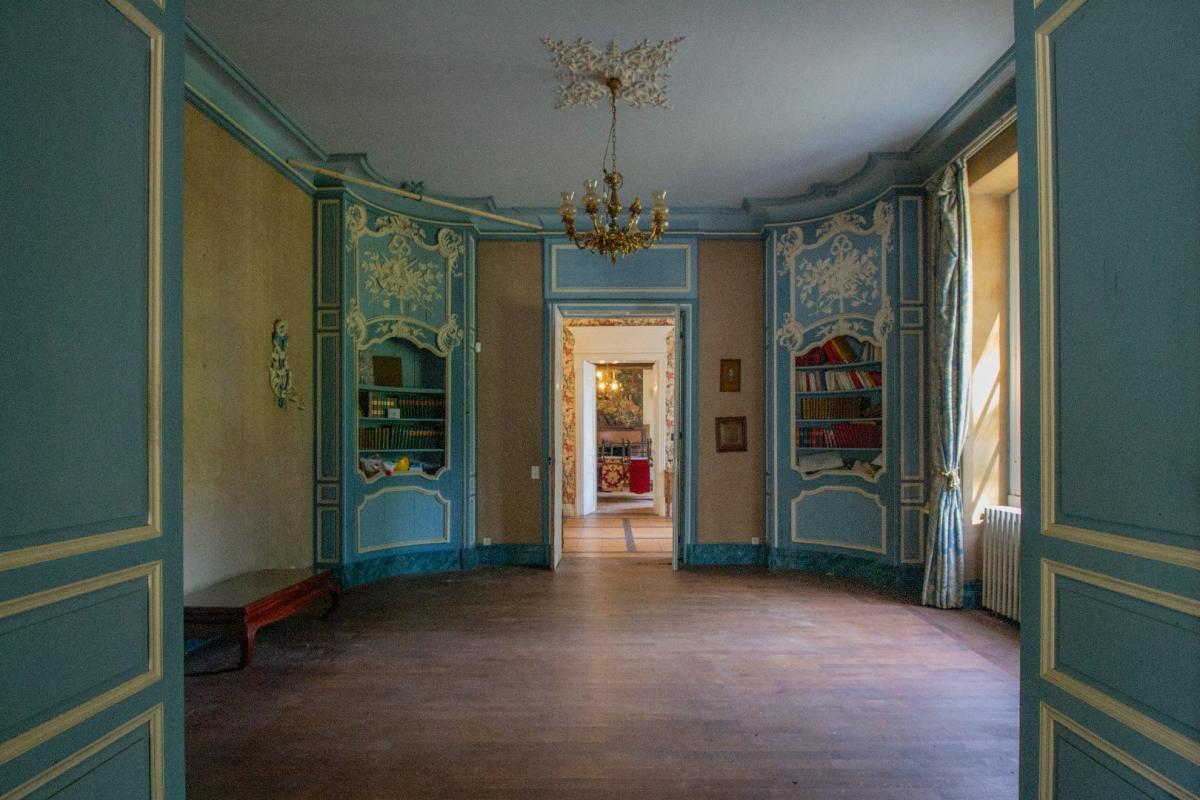 8 bedroom chateau in Montauban, Tarn-et-Garonne, France – 0302B77DB0884EE5