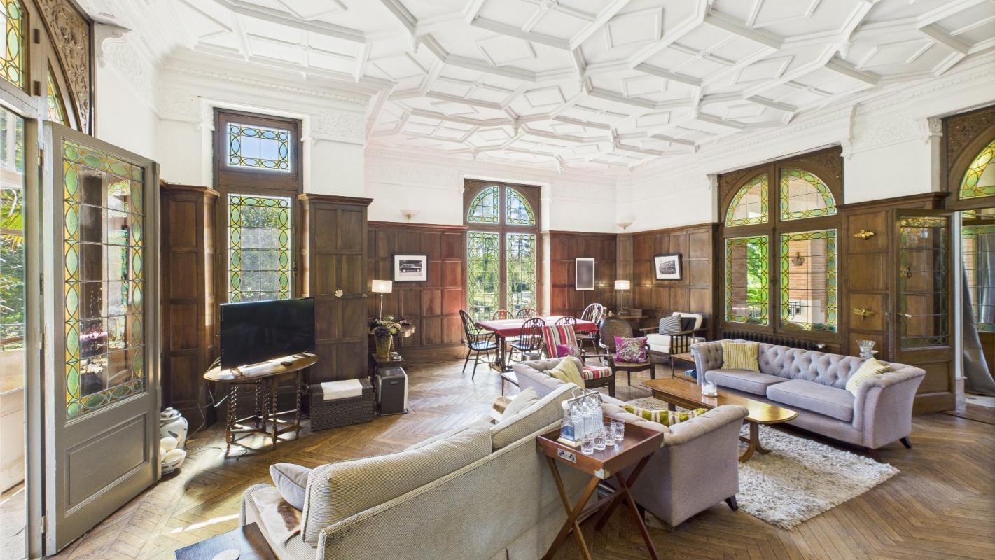 8 bedroom chateau in Montauban, Tarn-et-Garonne, France – 180C648C4A904D11