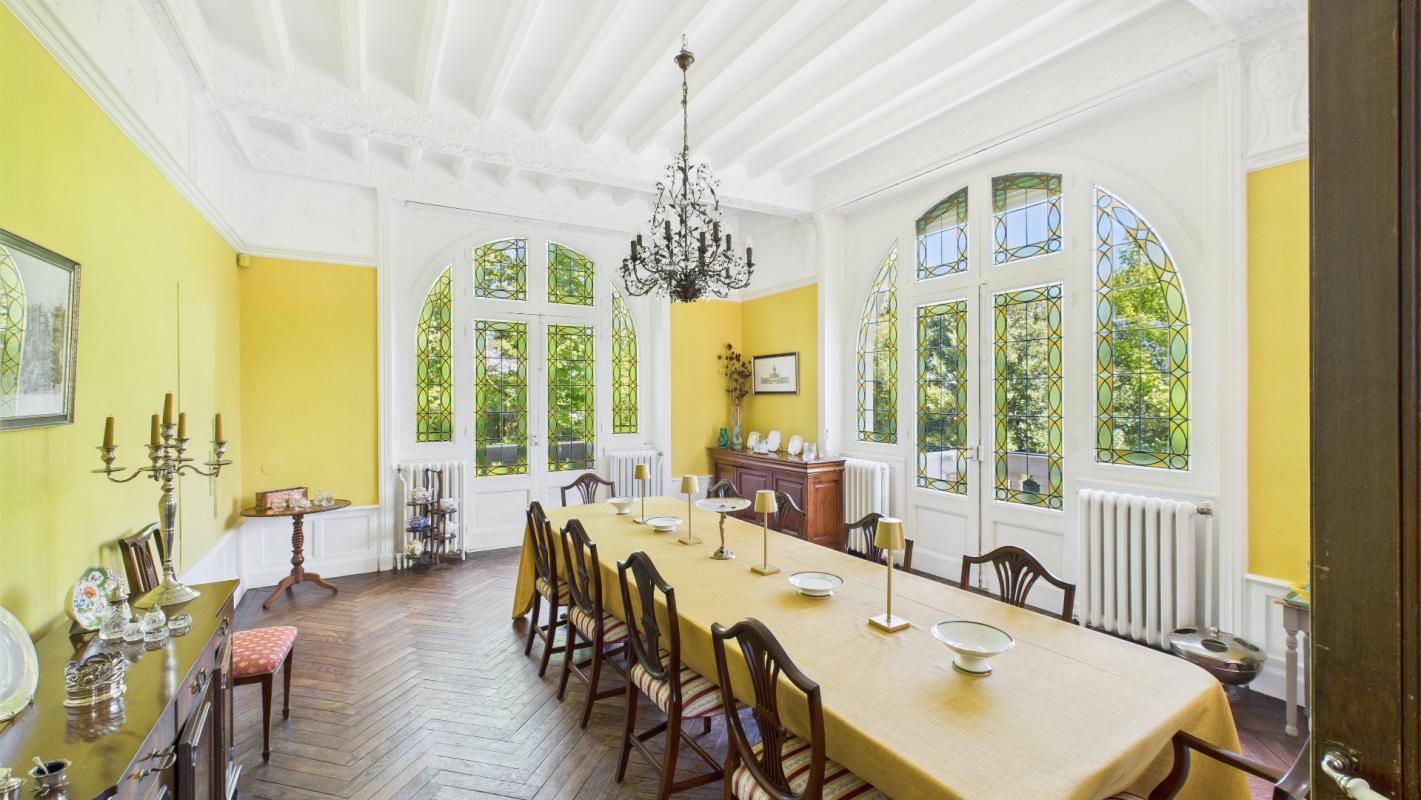 8 bedroom chateau in Montauban, Tarn-et-Garonne, France – 180C648C4A904D11