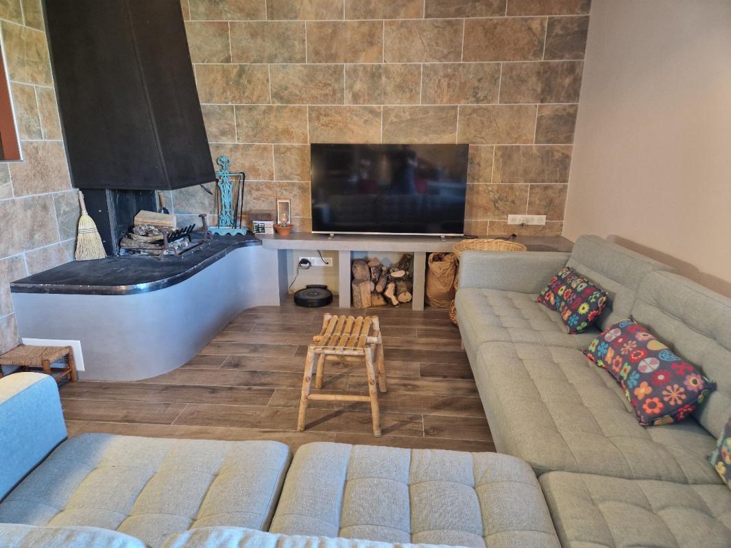 4 bedroom maison in Erce, Ariège, France – F9C014EE62AA4F96