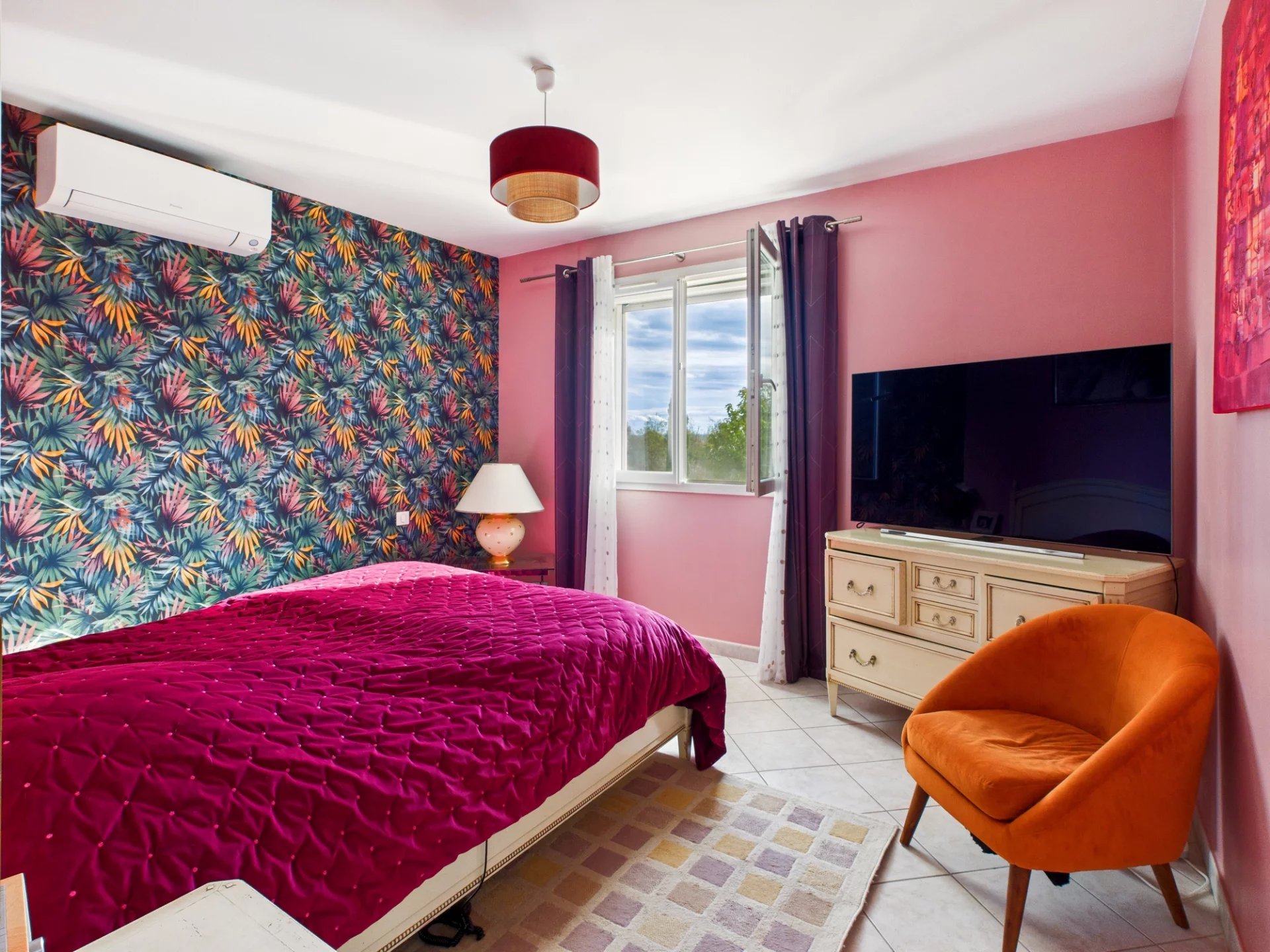 Pepieux: 4-bedroom house with double garage, garden and pool, Languedoc-Roussillon – France – BVI83100