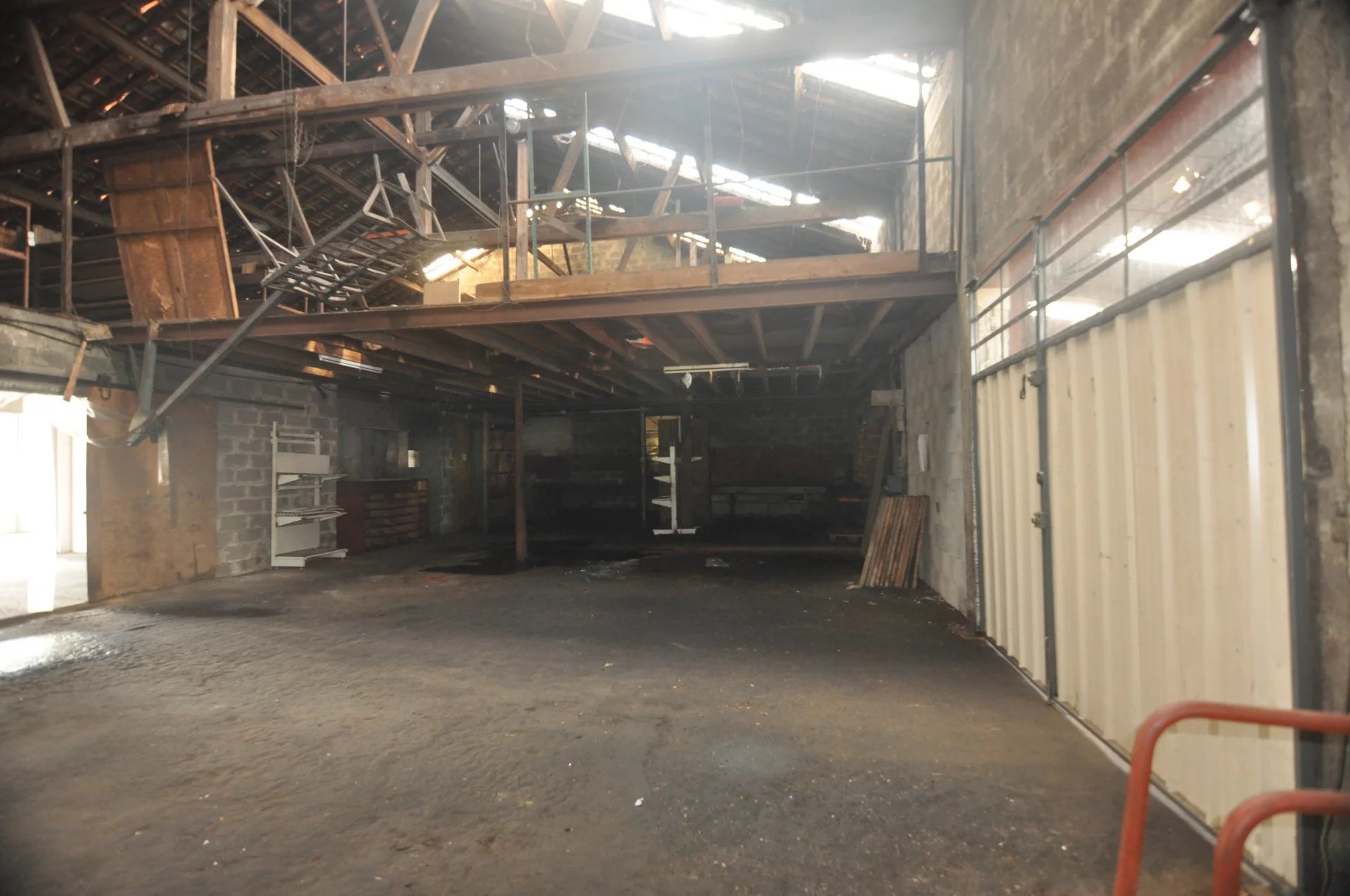 Professional complex: Stores – offices – workshops – hangars, Aquitaine – France – BVI83320