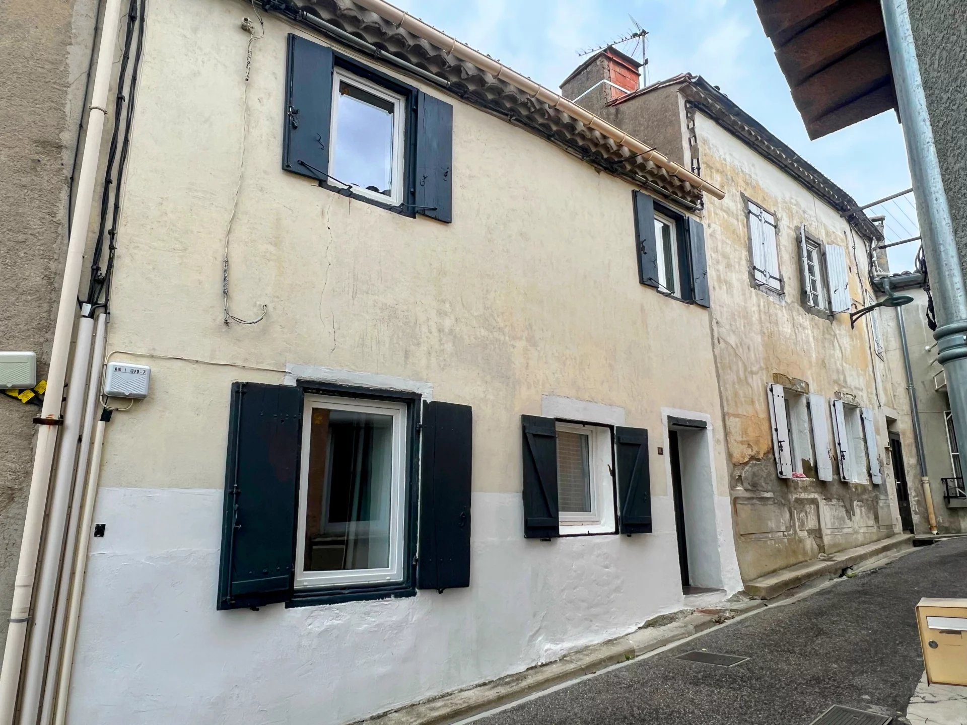 Renovated village house with income potential, Languedoc-Roussillon – France – BVI83223