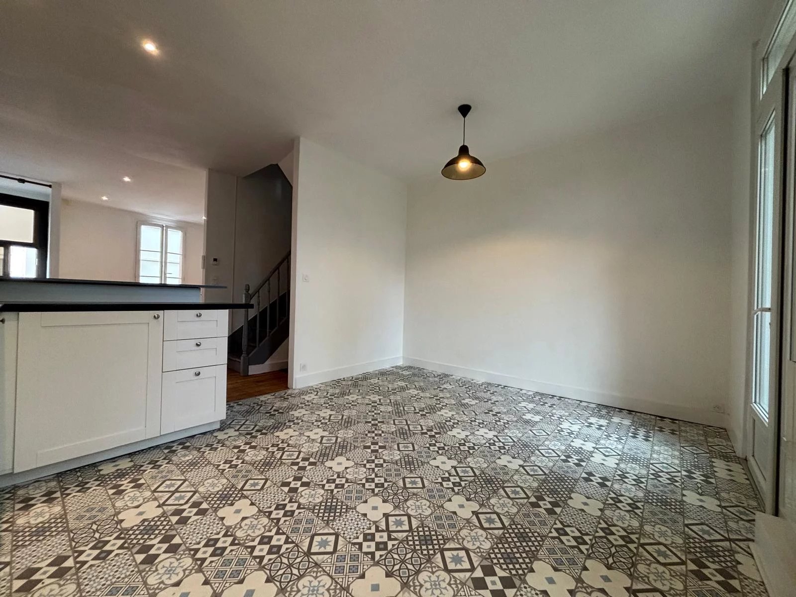 Charming 3 bed renovated town house, Aquitaine – France – BVI83021