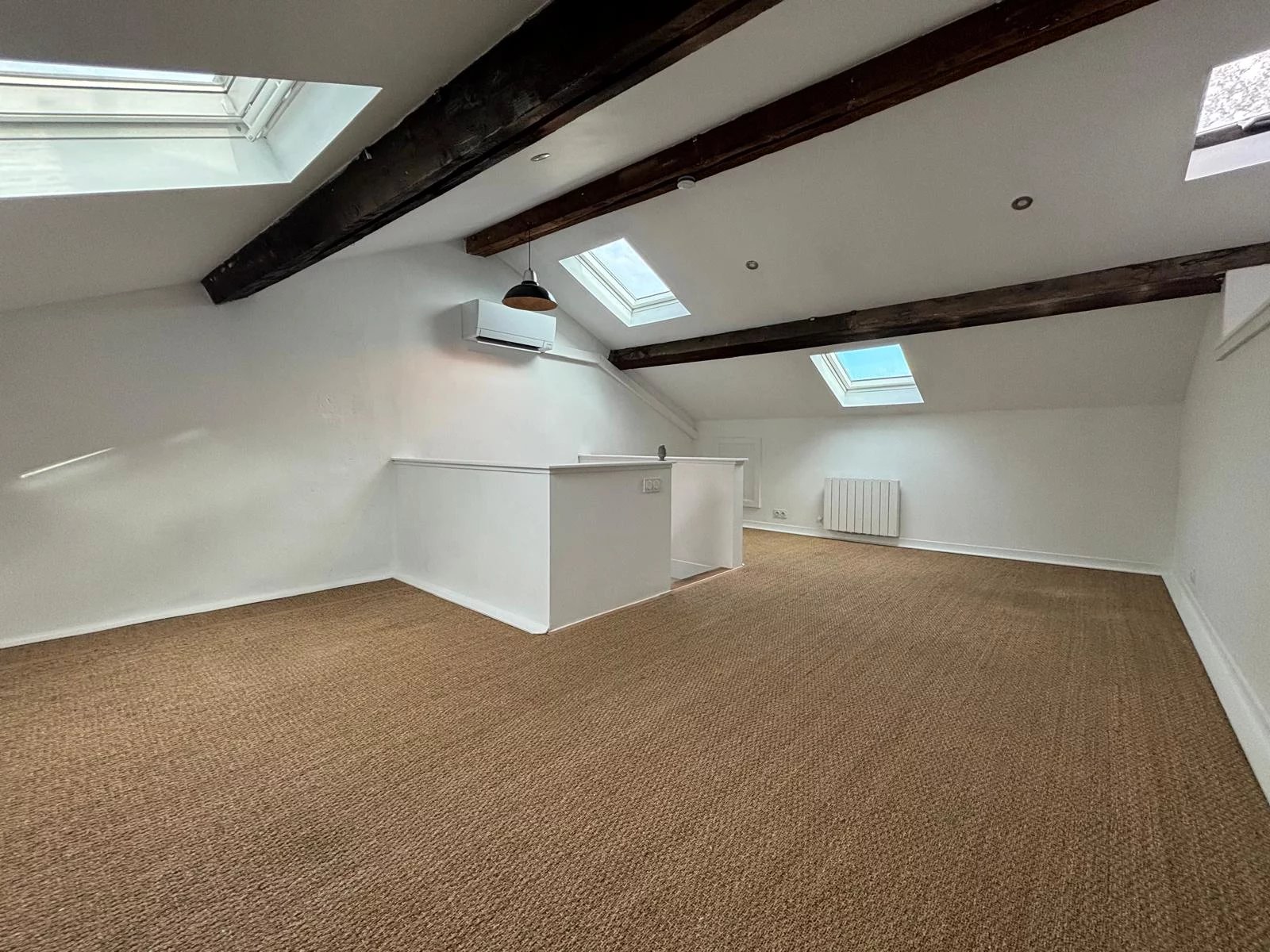 Charming 3 bed renovated town house, Aquitaine – France – BVI83021