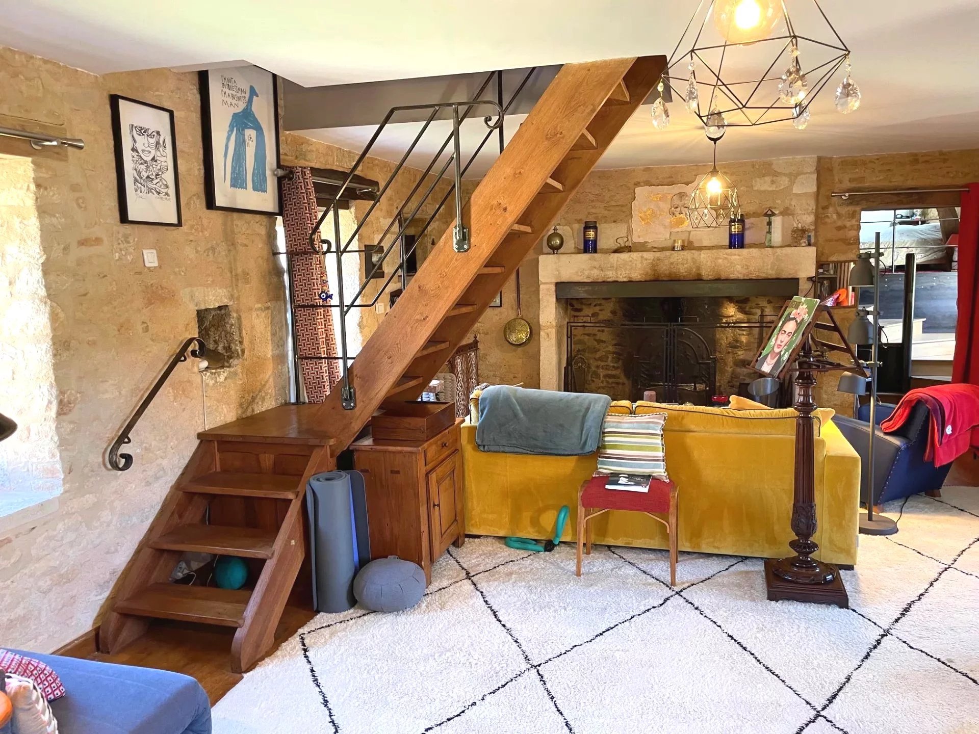 Perigordine cottage with barn and atelier, Aquitaine – France – BVI65663