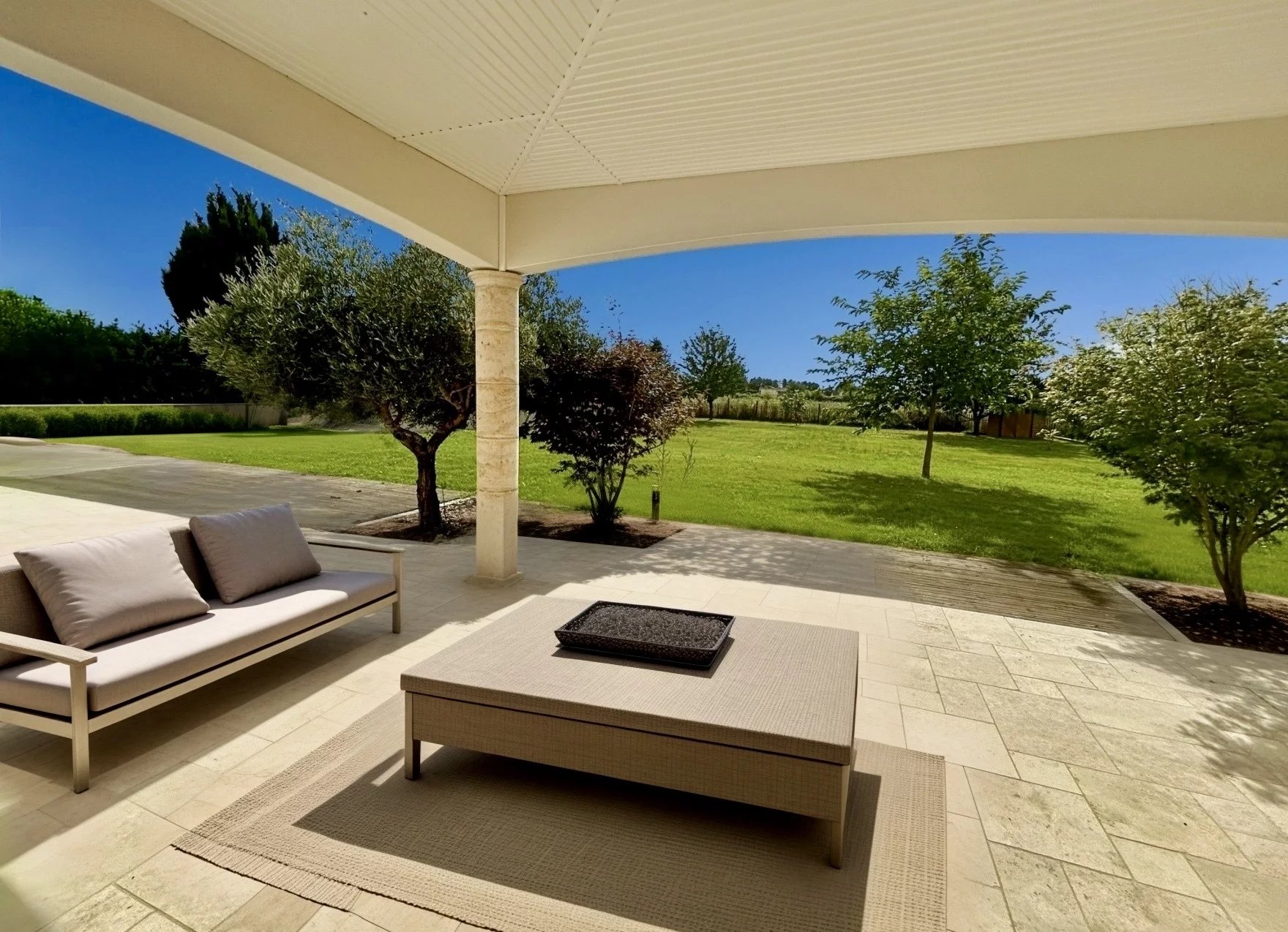 Bright single-storey modern home with garden and garage, Aquitaine – France – BVI83394