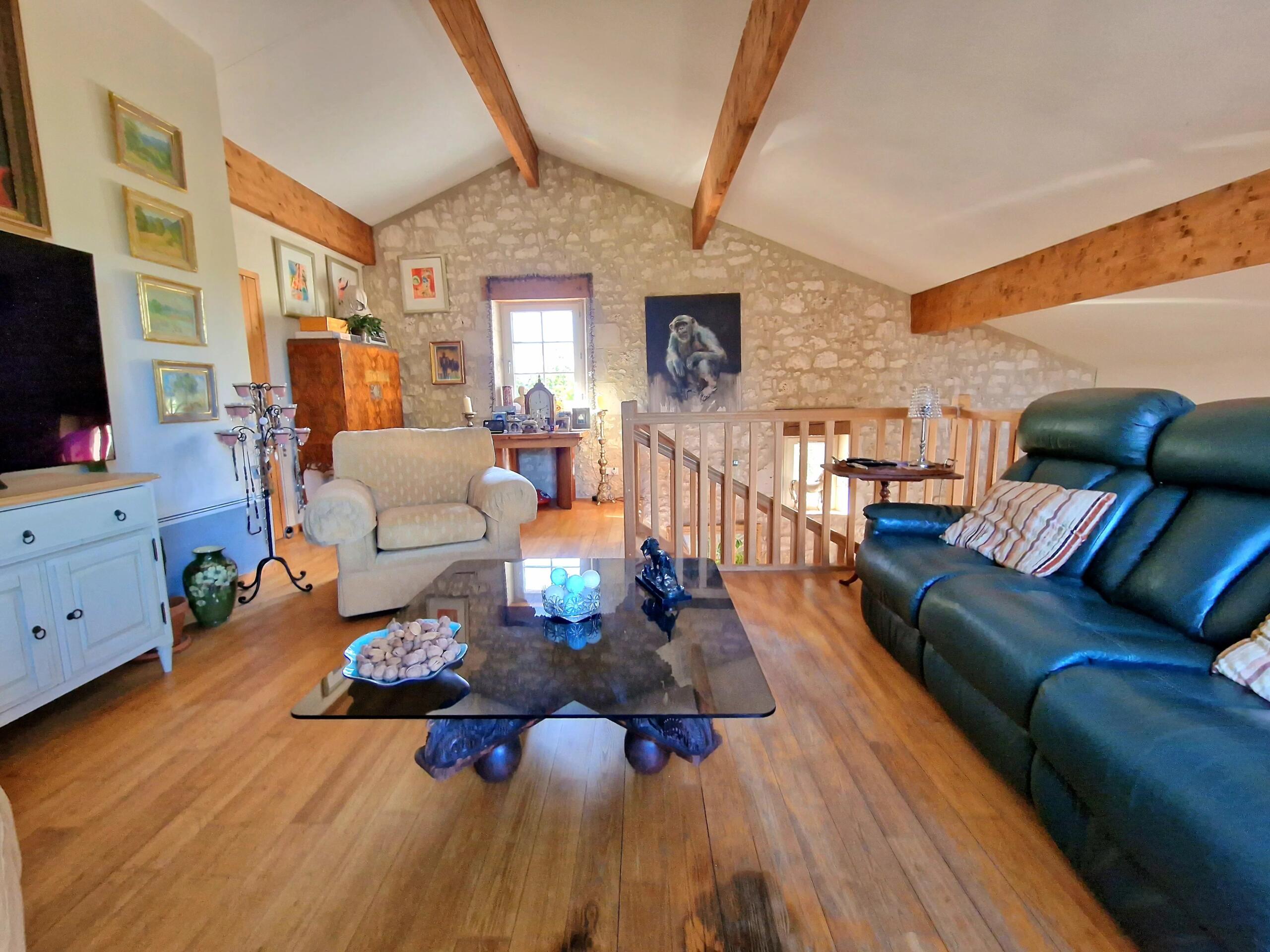 Turnkey property with gites on the outskirts of Eymet, Aquitaine – France – BVI63691