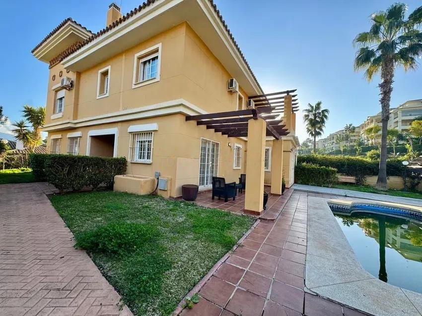 4 bedroom Villa in Mijas Costa, Malaga, Spain – 428-04414D