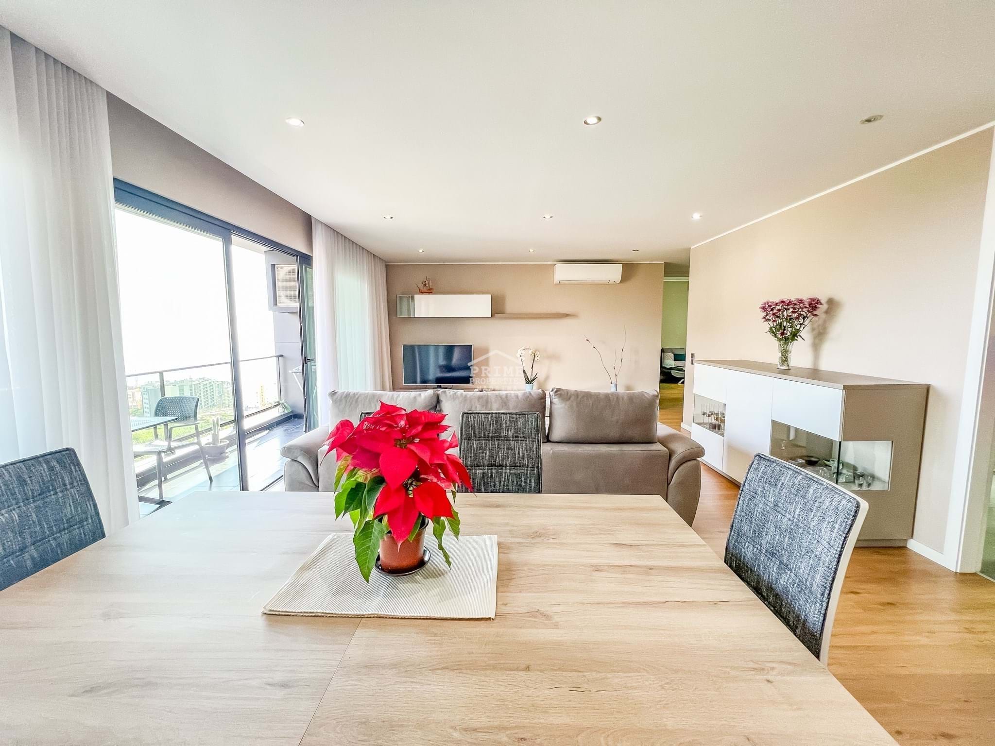 2 bedroom Apartment in São Martinho, Ilha Da Madeira, Portugal – 1241 – RENT