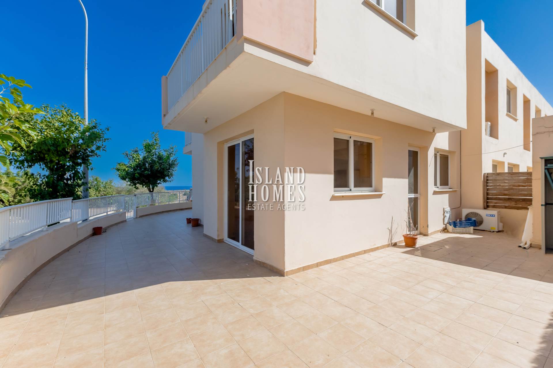 3 bedroom Town House in Deryneia, Famagusta, Cyprus – MaD111