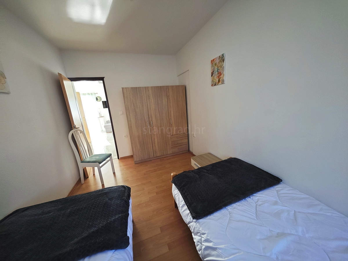 4 bedroom apartment in Baška, Croatia – 103530