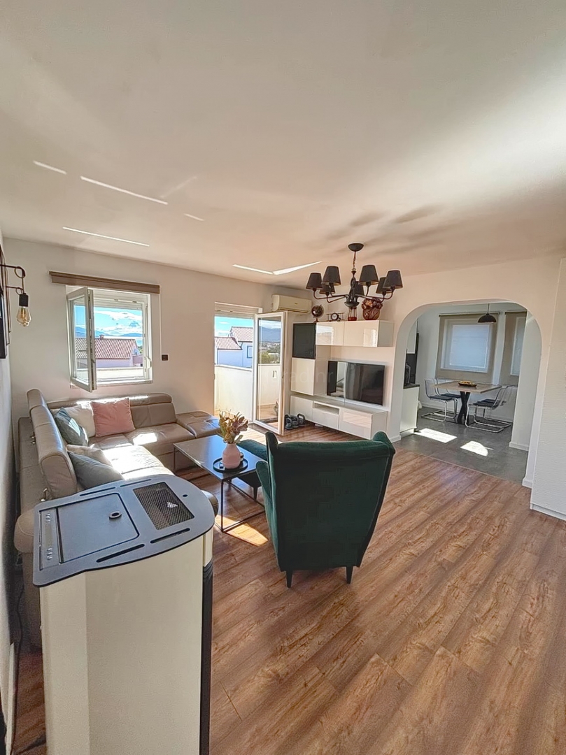 3 bedroom apartment in Krk, Croatia – 103522