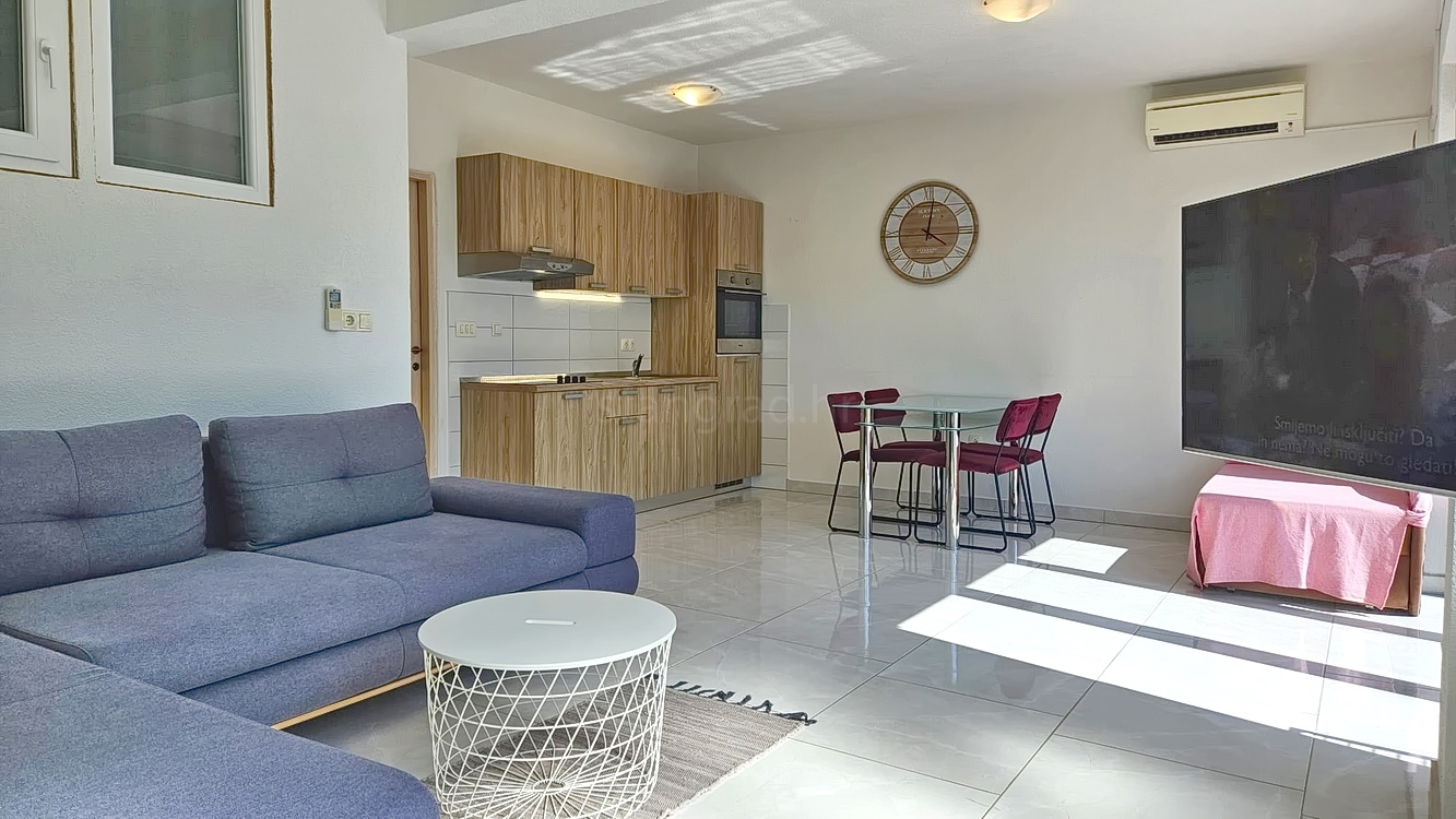 1 bedroom apartment in Crikvenica, Croatia – 103521