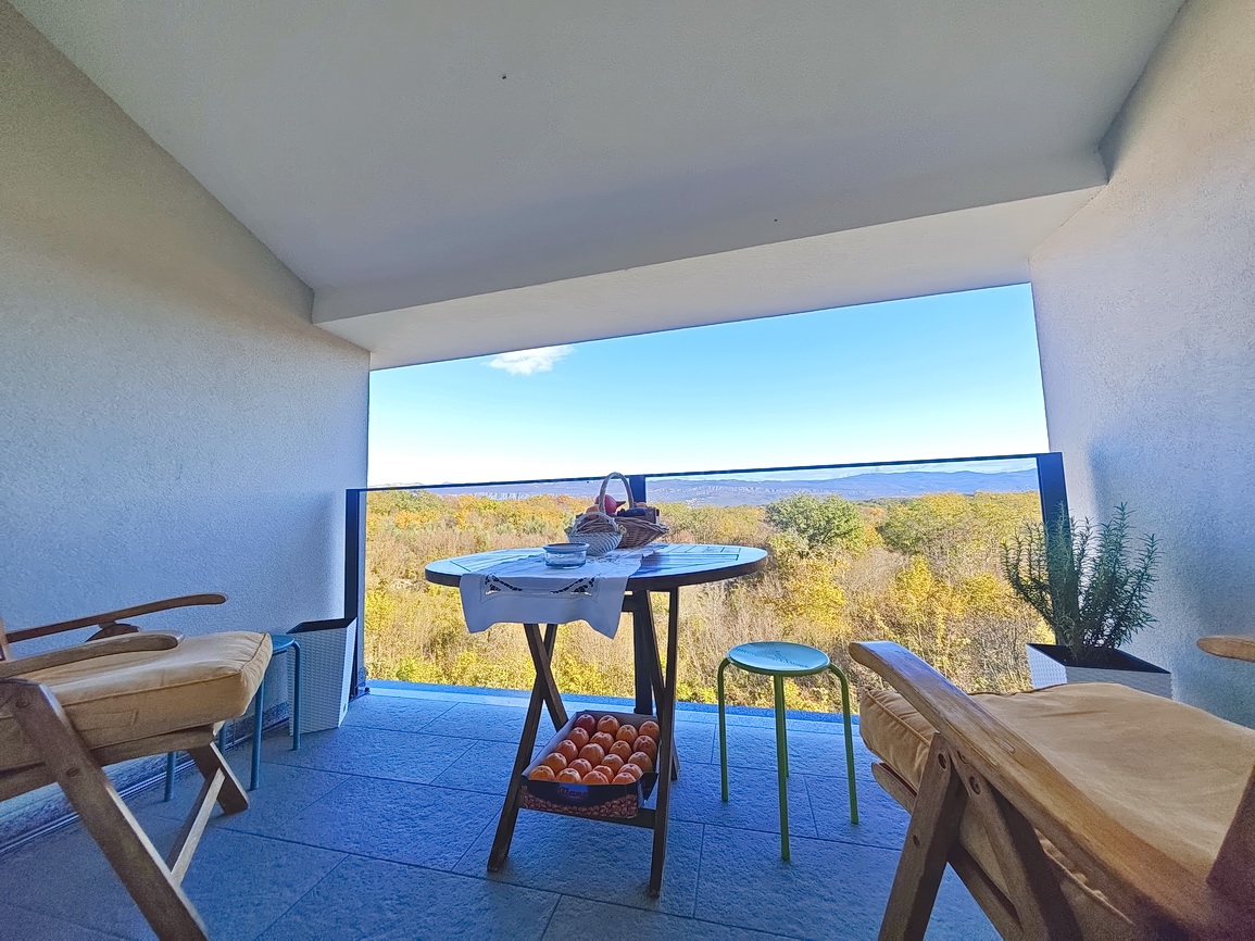 2 bedroom apartment in Dobrinj, Croatia – 103519