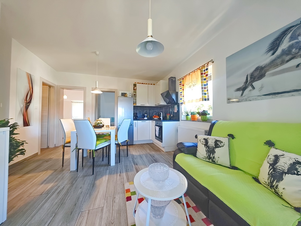 2 bedroom apartment in Dobrinj, Croatia – 103519