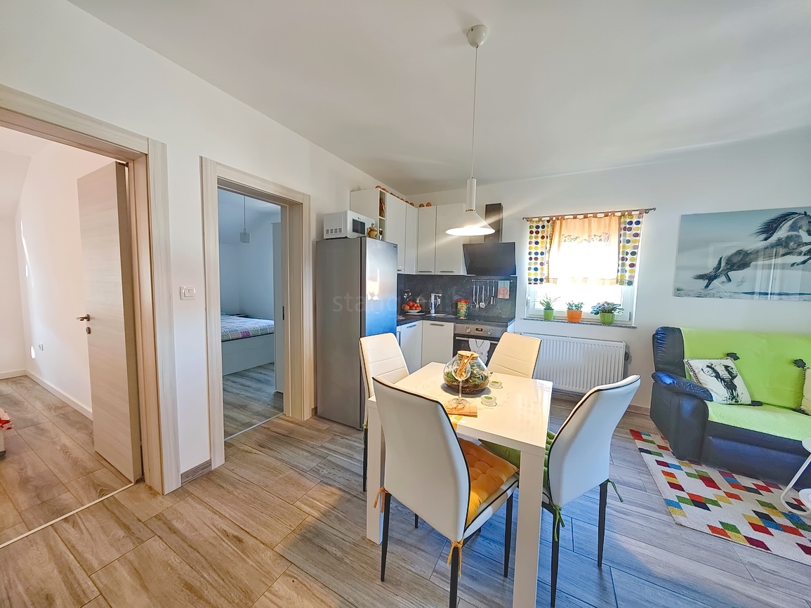 2 bedroom apartment in Dobrinj, Croatia – 103519