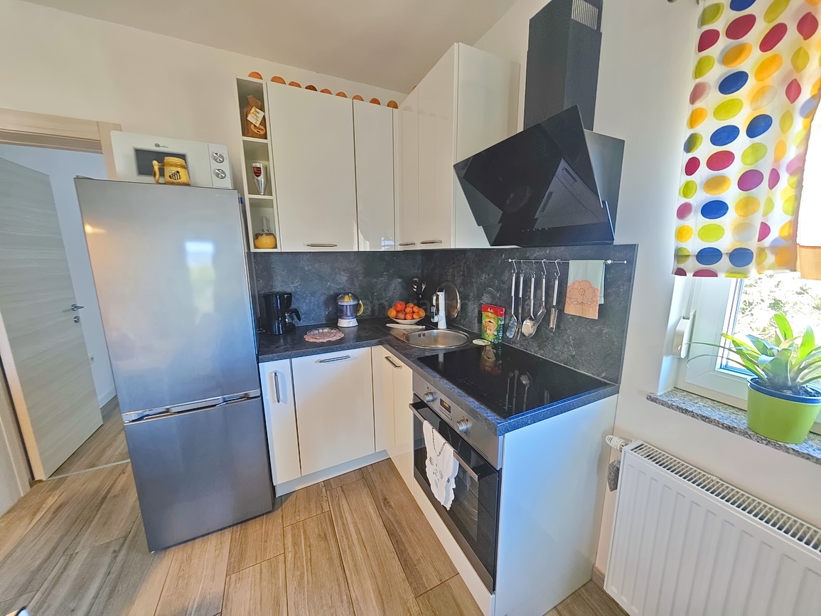 2 bedroom apartment in Dobrinj, Croatia – 103519