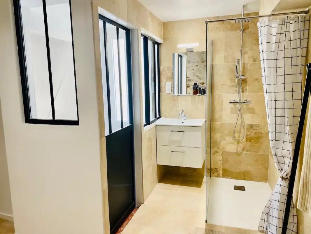 2 bedroom t4 in Valbonne, Alpes-Maritimes, France – 12030354379