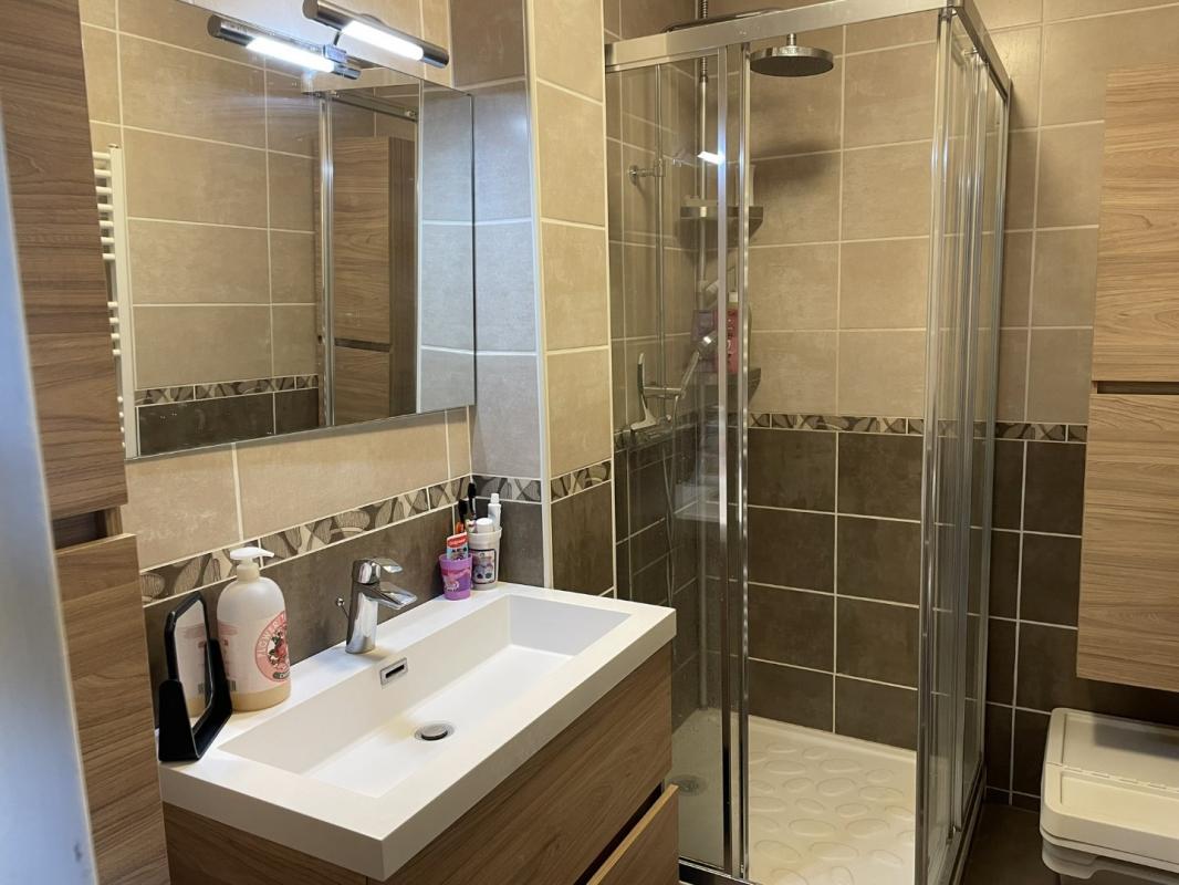 3 bedroom t4 in Millau, Aveyron, France – A0E19F3A9B2C4F0B