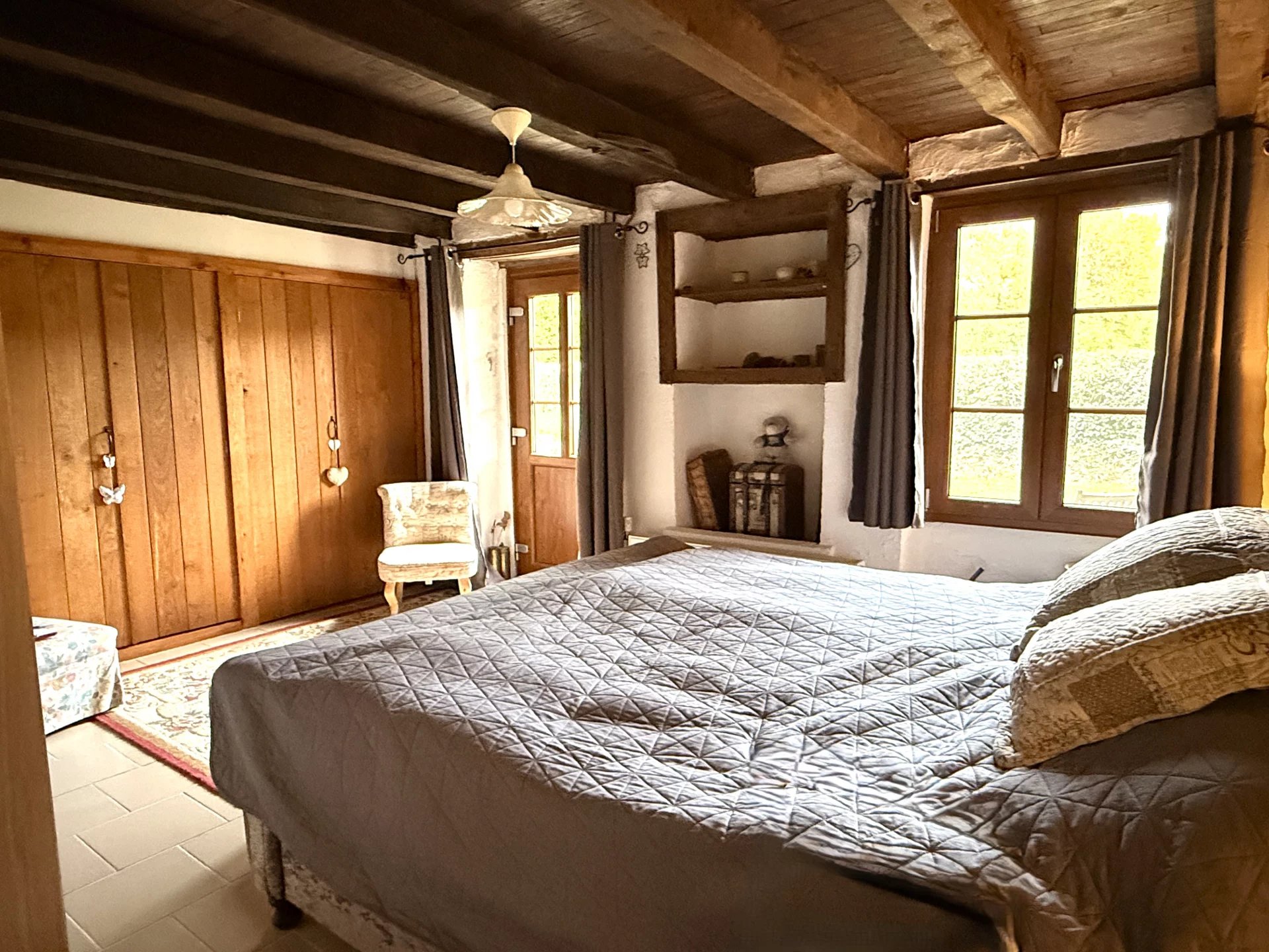 Charming stone home in a peaceful hamlet near Saulgond, Poitou-Charentes – France – BVI82636