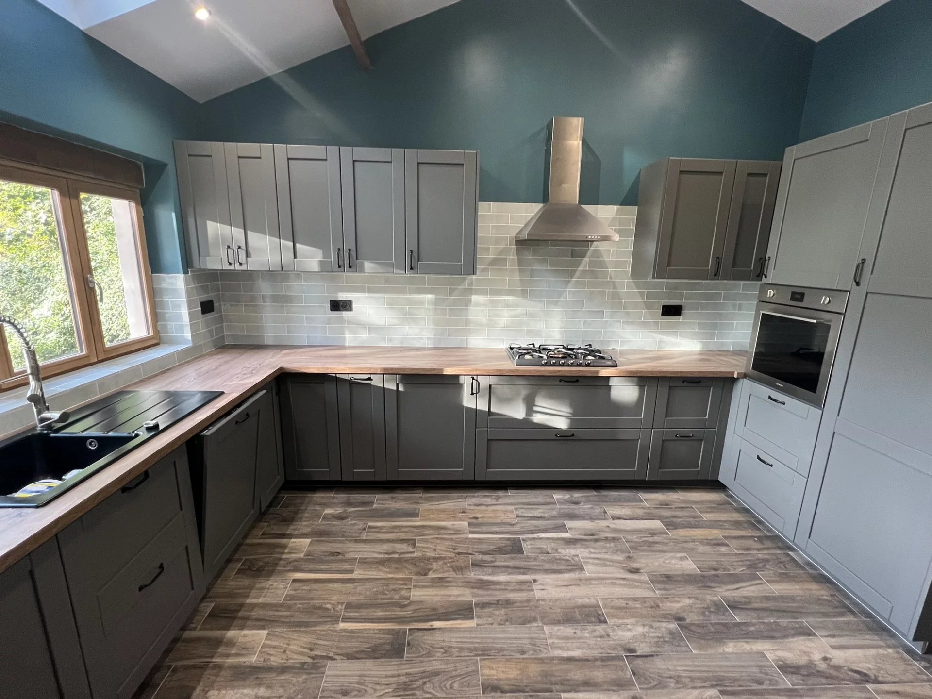 Single-storey house with lake, paddock, and woods, Aquitaine – France – BVI83304