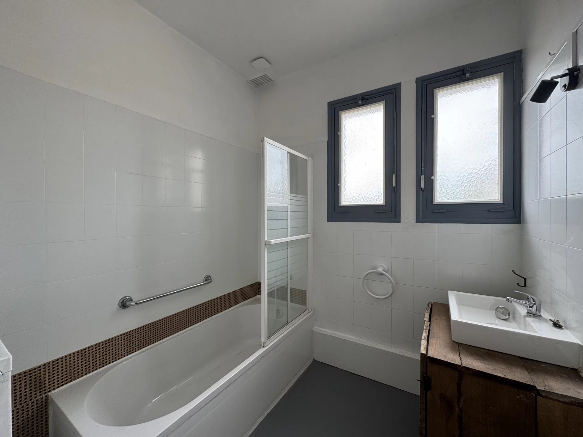 Modern house on the edge of Angouleme, Poitou-Charentes – France – BVI79195