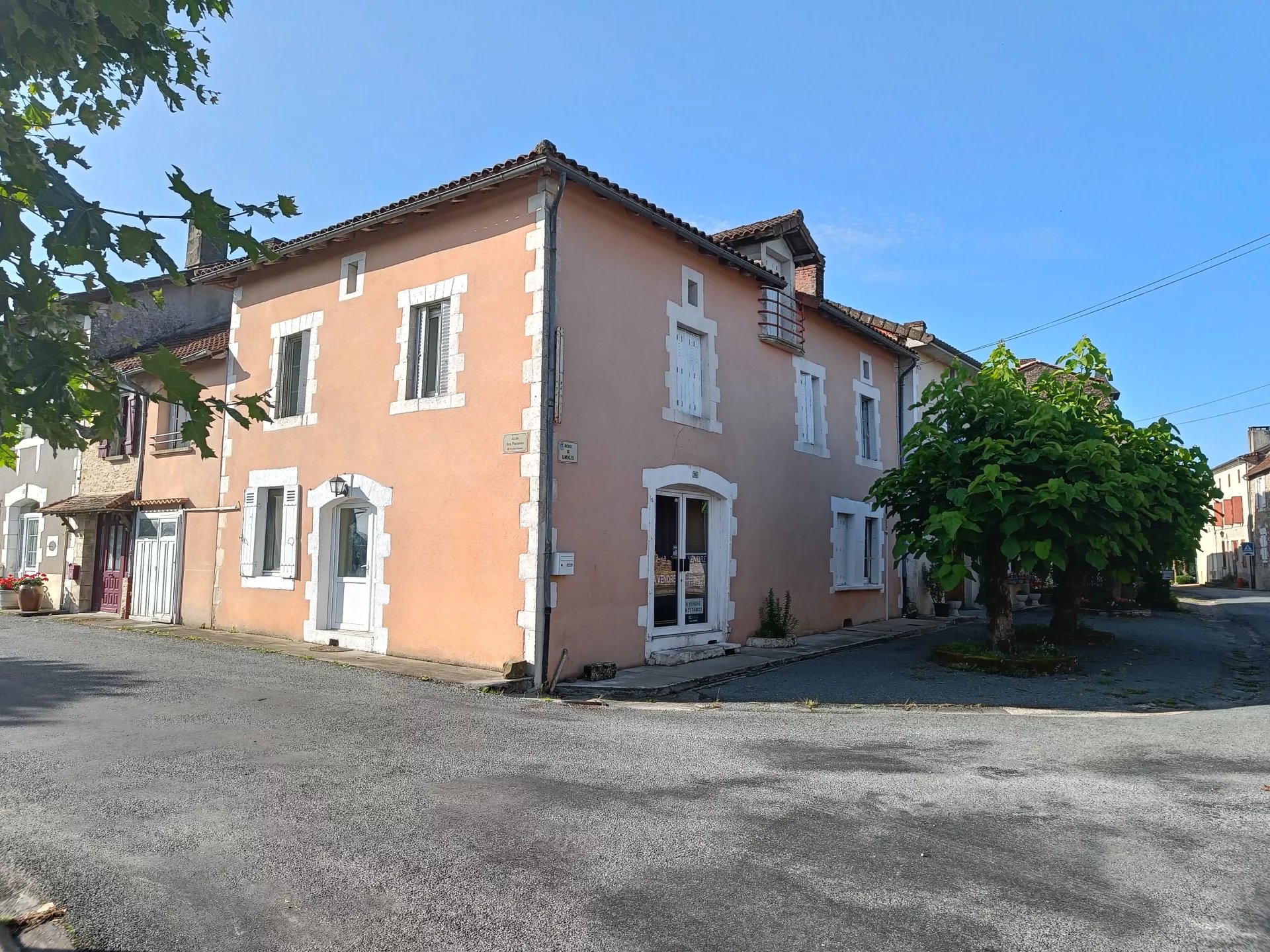 Fantastic Business Opportunity in the Heart of the Périgord Vert!, Aquitaine – France – BVI68295