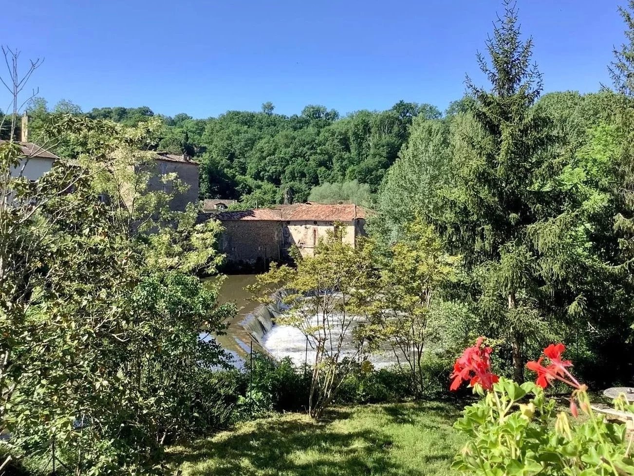 Versatile 4-Bedroom Villa with River Views and Huge Potential, Midi-Pyrénées – France – BVI80223