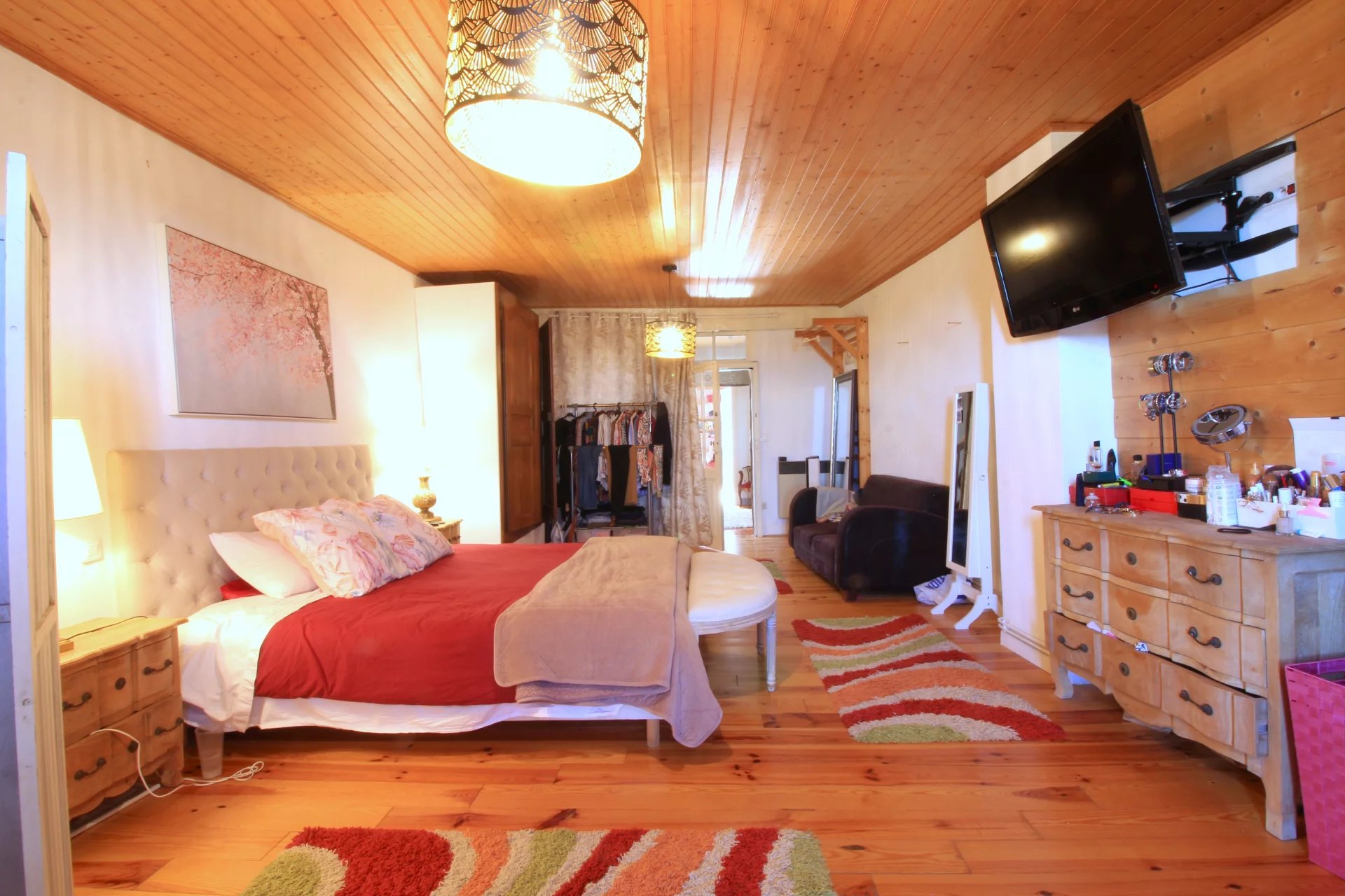 Charming village house with a garage in the bastide of Tournon d’Agenais, Aquitaine – France – BVI83340