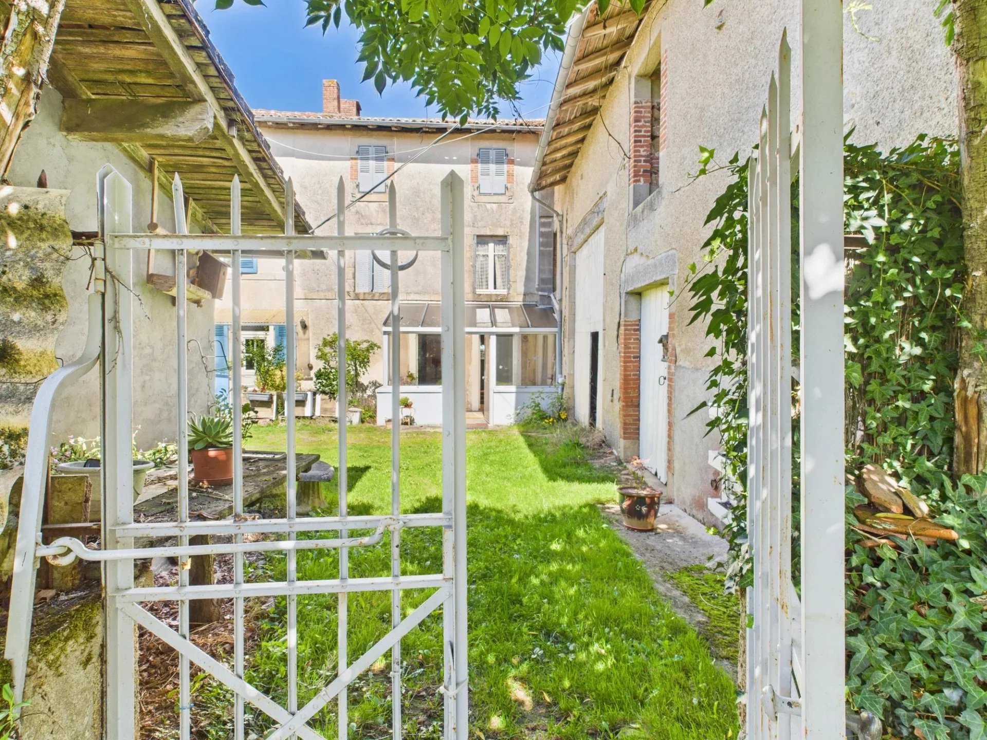 House for main or secondary residence projects, Limousin – France – BVI83205