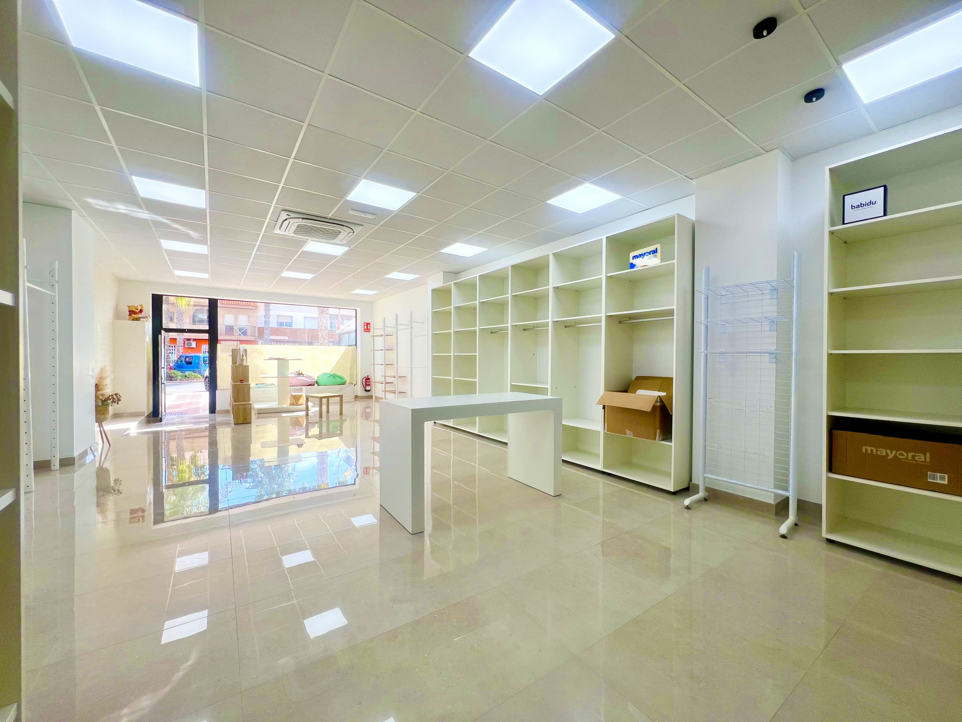 Business in Roquetas De Mar, Almeria, Spain – 428-04955P