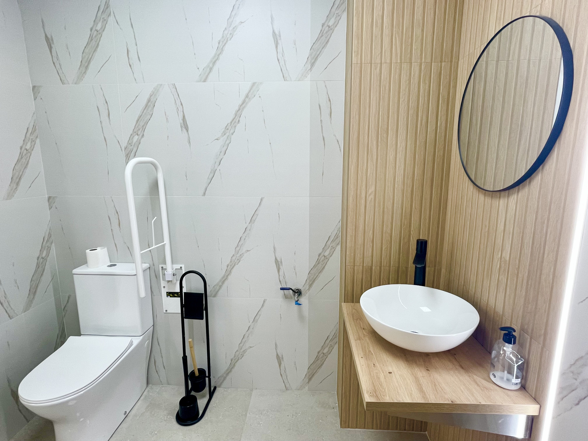 Business in Roquetas De Mar, Almeria, Spain – 428-04955P