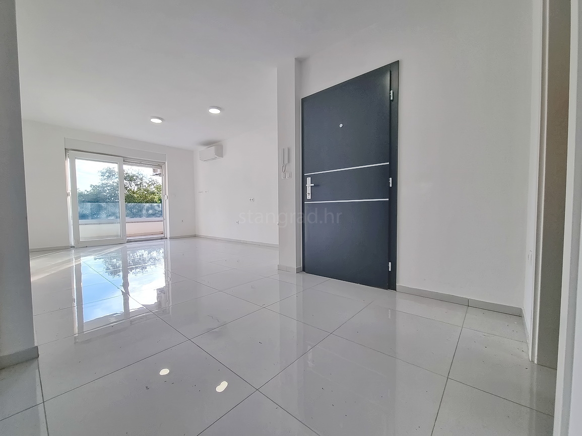 1 bedroom apartment in Crikvenica, Croatia – 103546