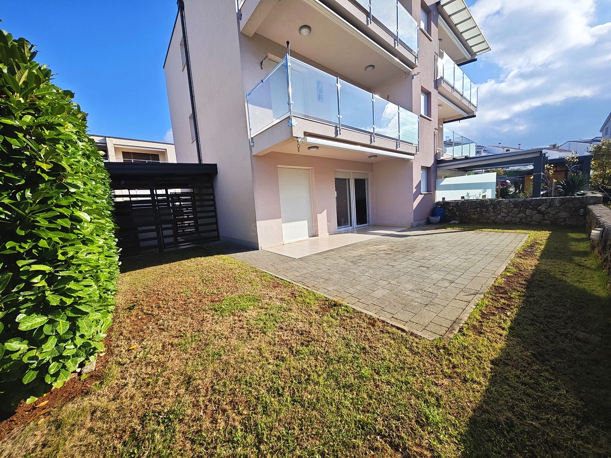 1 bedroom apartment in Omišalj, Croatia – 103544