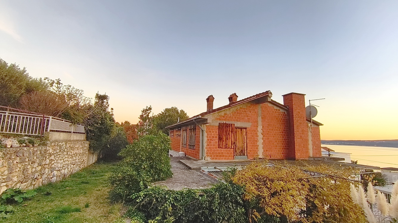 3 bedroom apartment in Crikvenica, Croatia – 103540